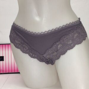 🔥Victoria’s Secret body by Victoria thong sz M New